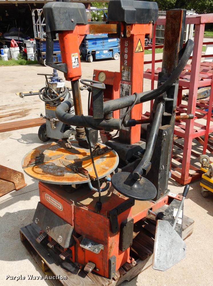 image for item DK9858 Accu-Turn 5602 tire machine