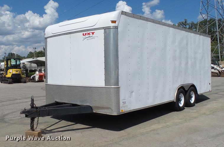image for item DM9871 2008 United Express Line UXT-B.520TA52 enclosed cargo trailer