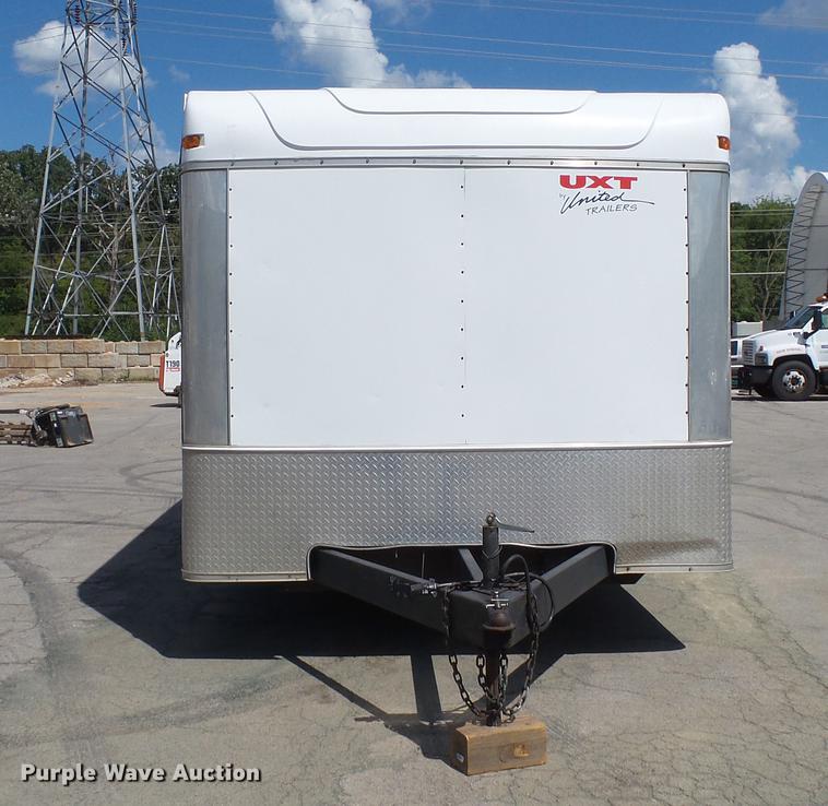 image for item DM9871 2008 United Express Line UXT-B.520TA52 enclosed cargo trailer