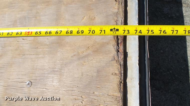 image for item DM9871 2008 United Express Line UXT-B.520TA52 enclosed cargo trailer