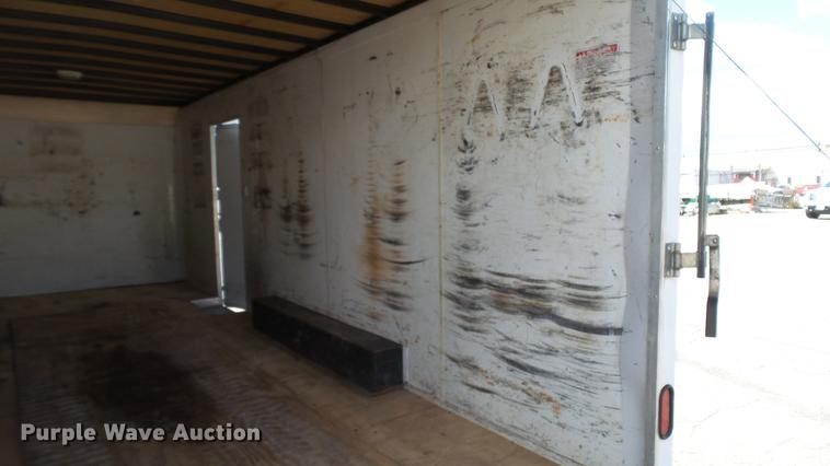 image for item DM9871 2008 United Express Line UXT-B.520TA52 enclosed cargo trailer