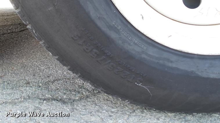 image for item DM9871 2008 United Express Line UXT-B.520TA52 enclosed cargo trailer