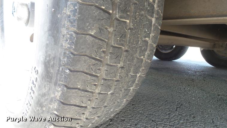 image for item DM9871 2008 United Express Line UXT-B.520TA52 enclosed cargo trailer