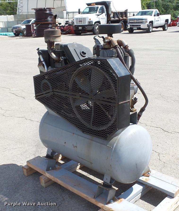 image for item DM9875 Gardner Denver HGR7-3K air compressor