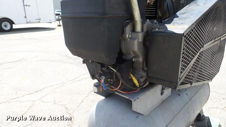 image for item DM9876 Gardner Denver HGR7-3K air compressor