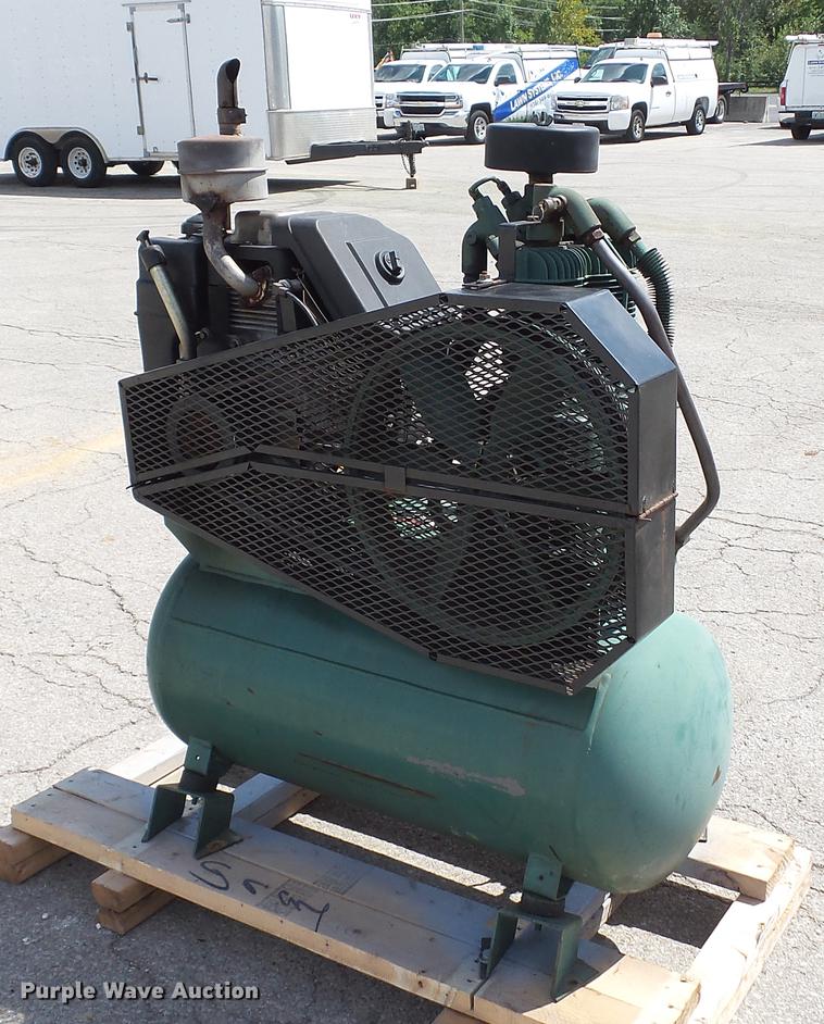 image for item DM9879 Gardner Denver HGR7-3K air compressor