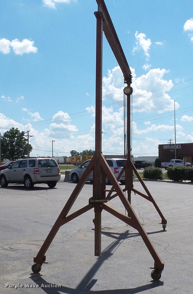 image for item DM9881 Strad Hoad 3-15-15 Gantry crane