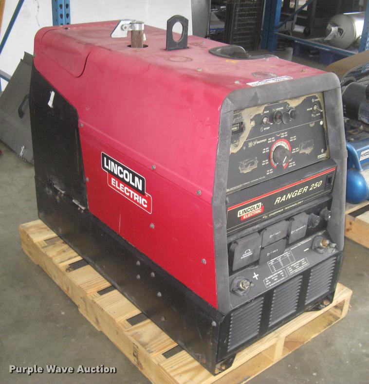 image for item DQ9735 Lincoln Electric Ranger 250 welder/generator