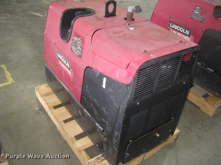 image for item DQ9735 Lincoln Electric Ranger 250 welder/generator