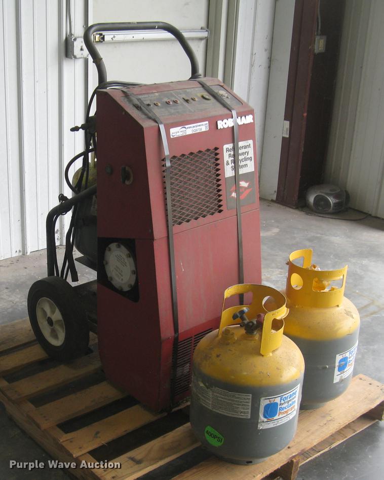 image for item DQ9738 Robinair 17500B refrigerant recovery and recycling system
