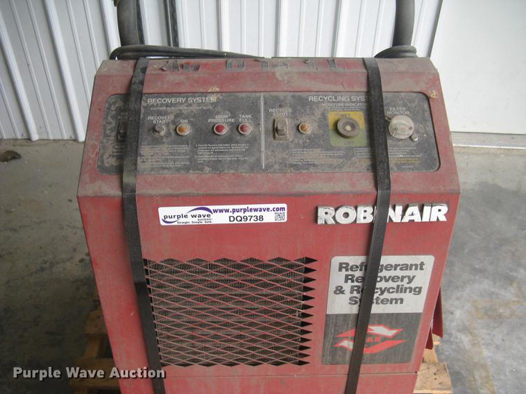 image for item DQ9738 Robinair 17500B refrigerant recovery and recycling system