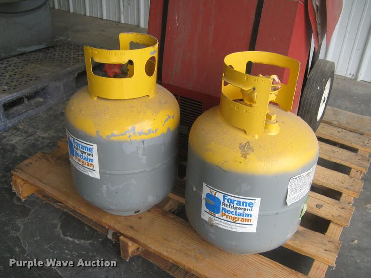 image for item DQ9738 Robinair 17500B refrigerant recovery and recycling system