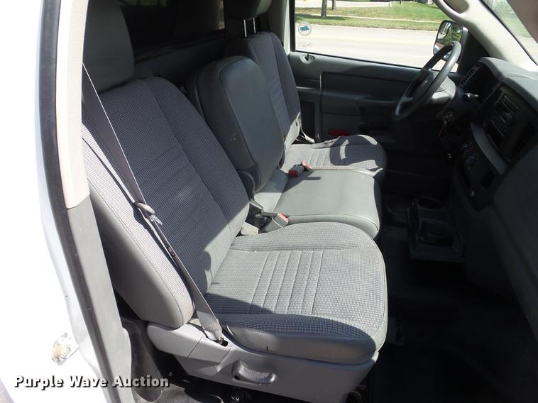 image for item DZ9429 2008 Dodge Ram 1500 pickup truck