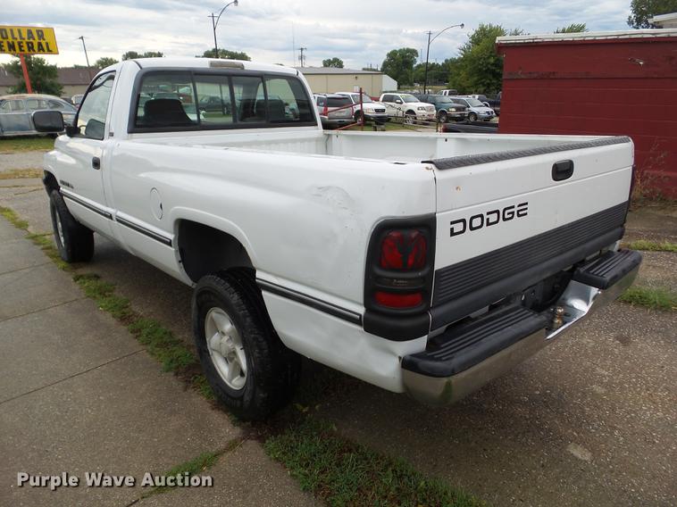 image for item DZ9430 1997 Dodge Ram 1500 pickup truck