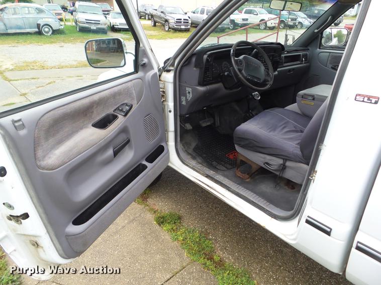 image for item DZ9430 1997 Dodge Ram 1500 pickup truck