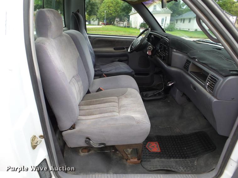 image for item DZ9430 1997 Dodge Ram 1500 pickup truck