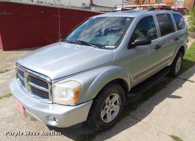 image for item DZ9431 2004 Dodge Durango SLT SUV