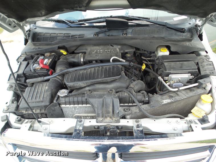 image for item DZ9431 2004 Dodge Durango SLT SUV