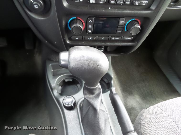 image for item DZ9432 2003 Chevrolet TrailBlazer EXT SUV