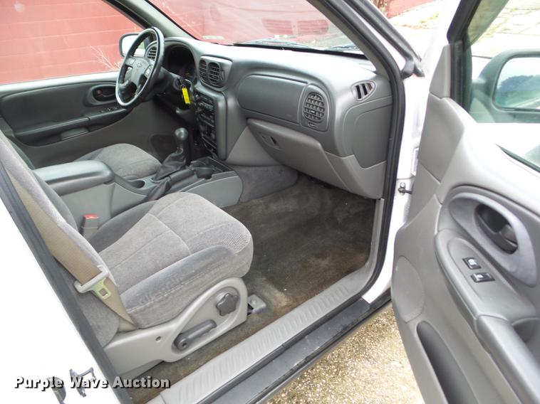 image for item DZ9432 2003 Chevrolet TrailBlazer EXT SUV