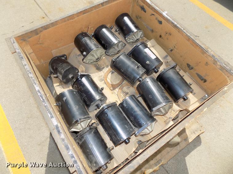 image for item DZ9524 (60) snow plow pump motors