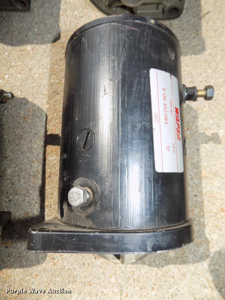 image for item DZ9524 (60) snow plow pump motors