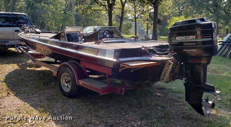 image for item EF9864 1992 Gambler boat