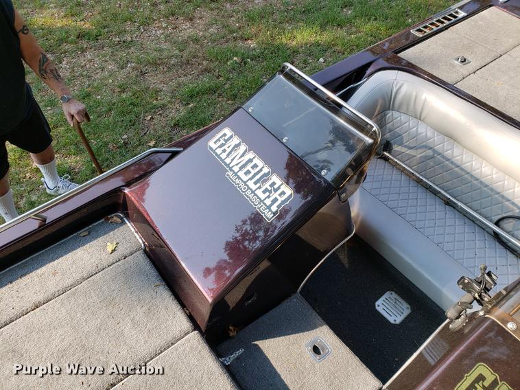 image for item EF9864 1992 Gambler boat