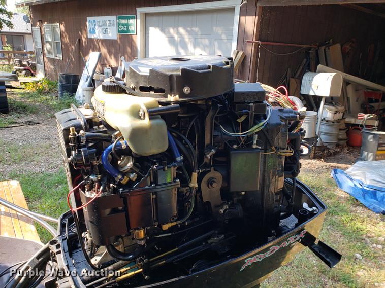 image for item EF9864 1992 Gambler boat