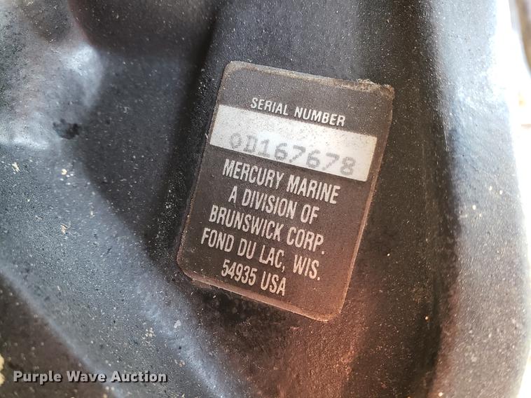 image for item EF9864 1992 Gambler boat