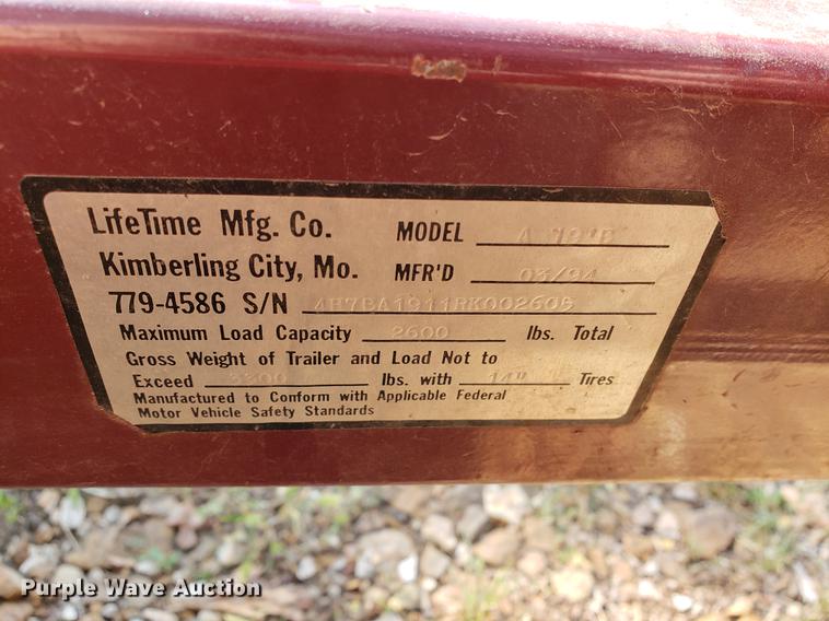 image for item EF9864 1992 Gambler boat