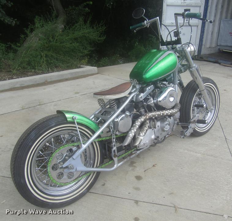 image for item EH9273 1980 Harley Davidson motorcycle