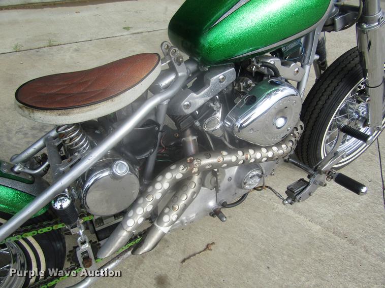 image for item EH9273 1980 Harley Davidson motorcycle