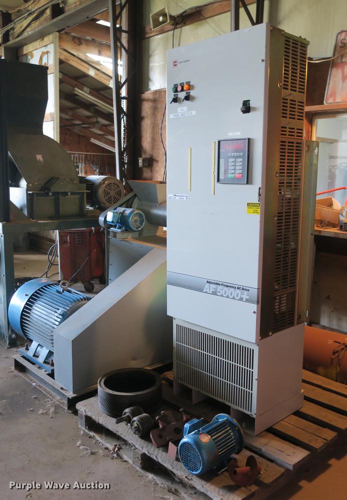 image for item EO9354 Henan Double Elephants Co 9CK-1500 roller and ring die pellet mill