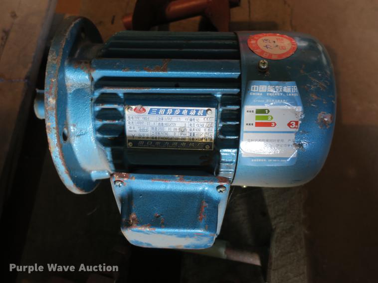 image for item EO9354 Henan Double Elephants Co 9CK-1500 roller and ring die pellet mill