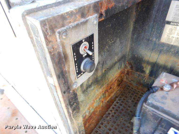 image for item EO9572 1993 KME Renegade Custom SFD fire truck