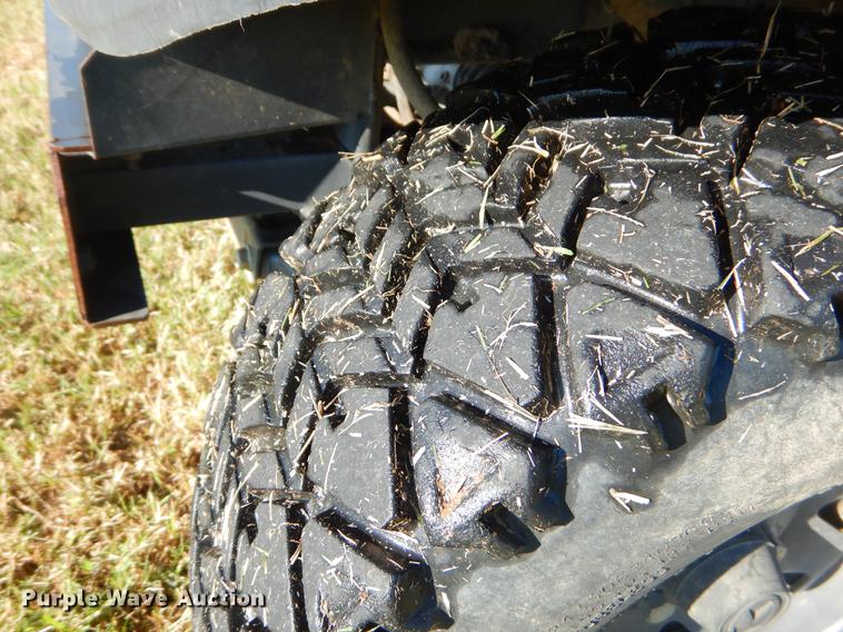 image for item EO9573 2008 Kubota RTV500 utility vehicle