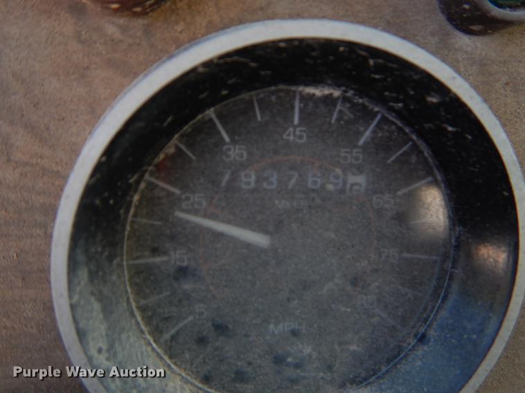 image for item EO9576 1995 Western Star 4964F truck cab and chassis