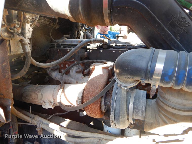 image for item EO9576 1995 Western Star 4964F truck cab and chassis