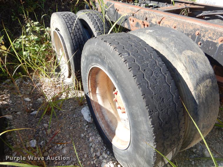 image for item EO9576 1995 Western Star 4964F truck cab and chassis