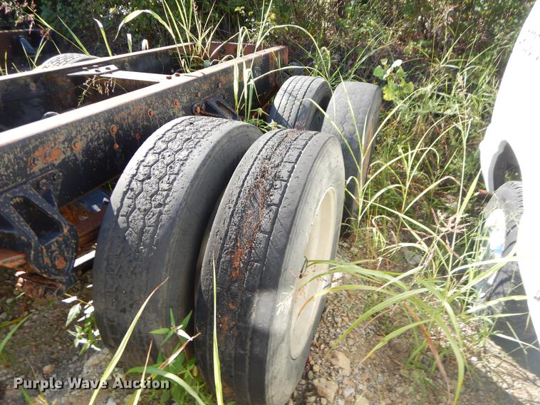 image for item EO9576 1995 Western Star 4964F truck cab and chassis