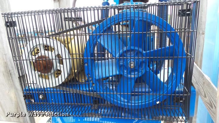 image for item FE9052 Quincy QT7.5 air compressor