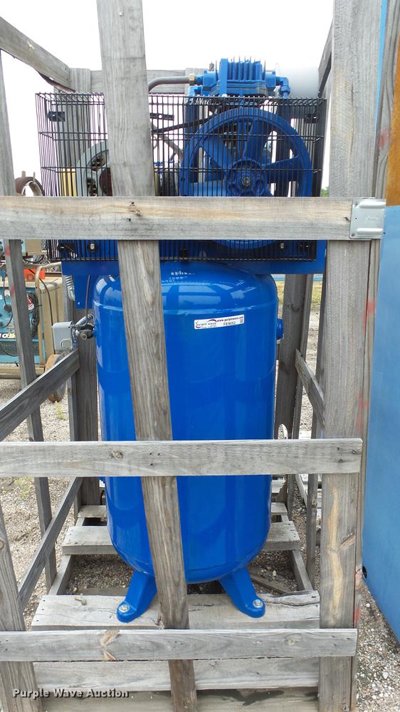 image for item FE9052 Quincy QT7.5 air compressor