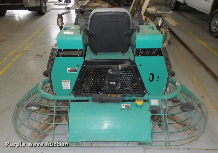 image for item FE9179 2012 Whiteman HHXD5 power trowel