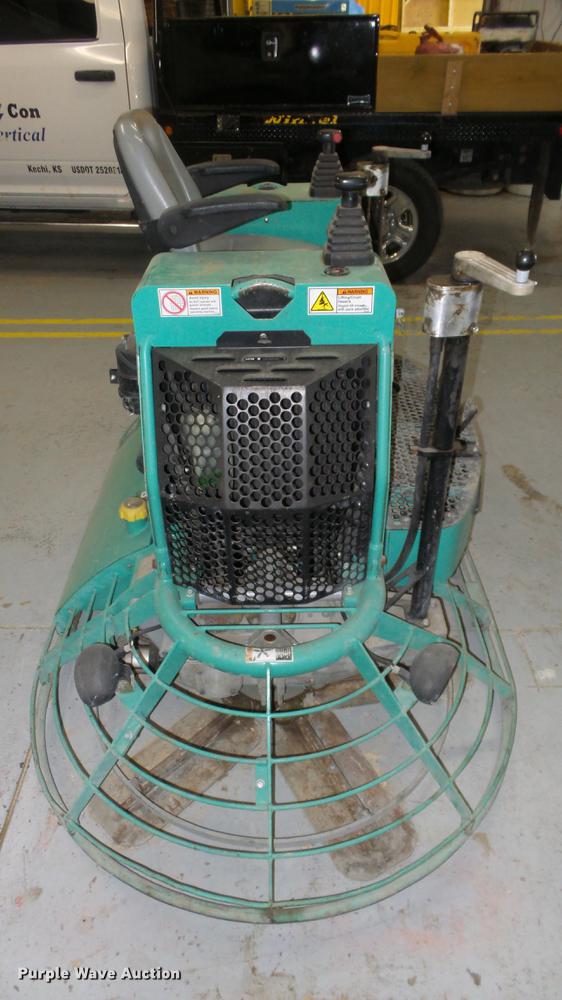 image for item FE9179 2012 Whiteman HHXD5 power trowel