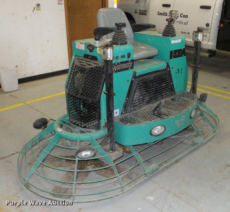 image for item FE9179 2012 Whiteman HHXD5 power trowel