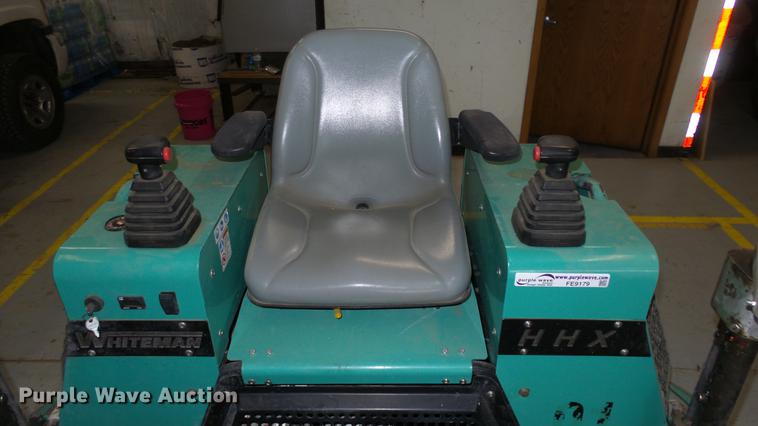 image for item FE9179 2012 Whiteman HHXD5 power trowel