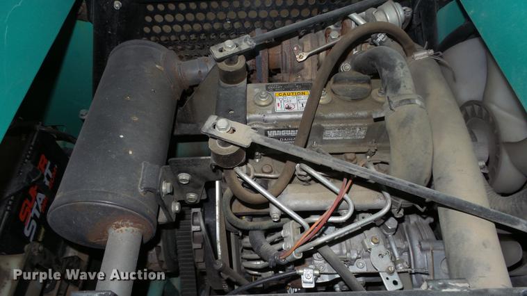 image for item FE9179 2012 Whiteman HHXD5 power trowel