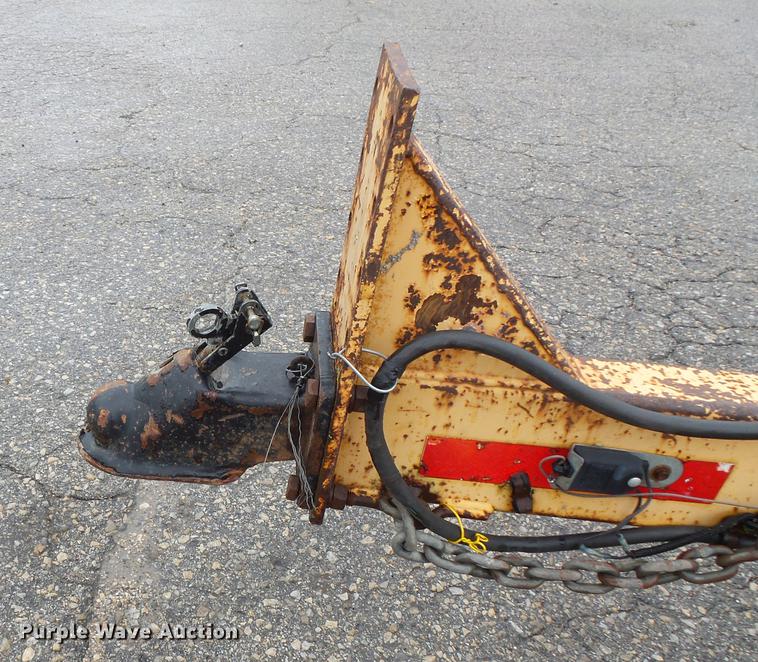 image for item FT9828 1999 Redi Haul utility trailer