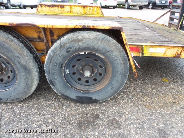 image for item FT9828 1999 Redi Haul utility trailer